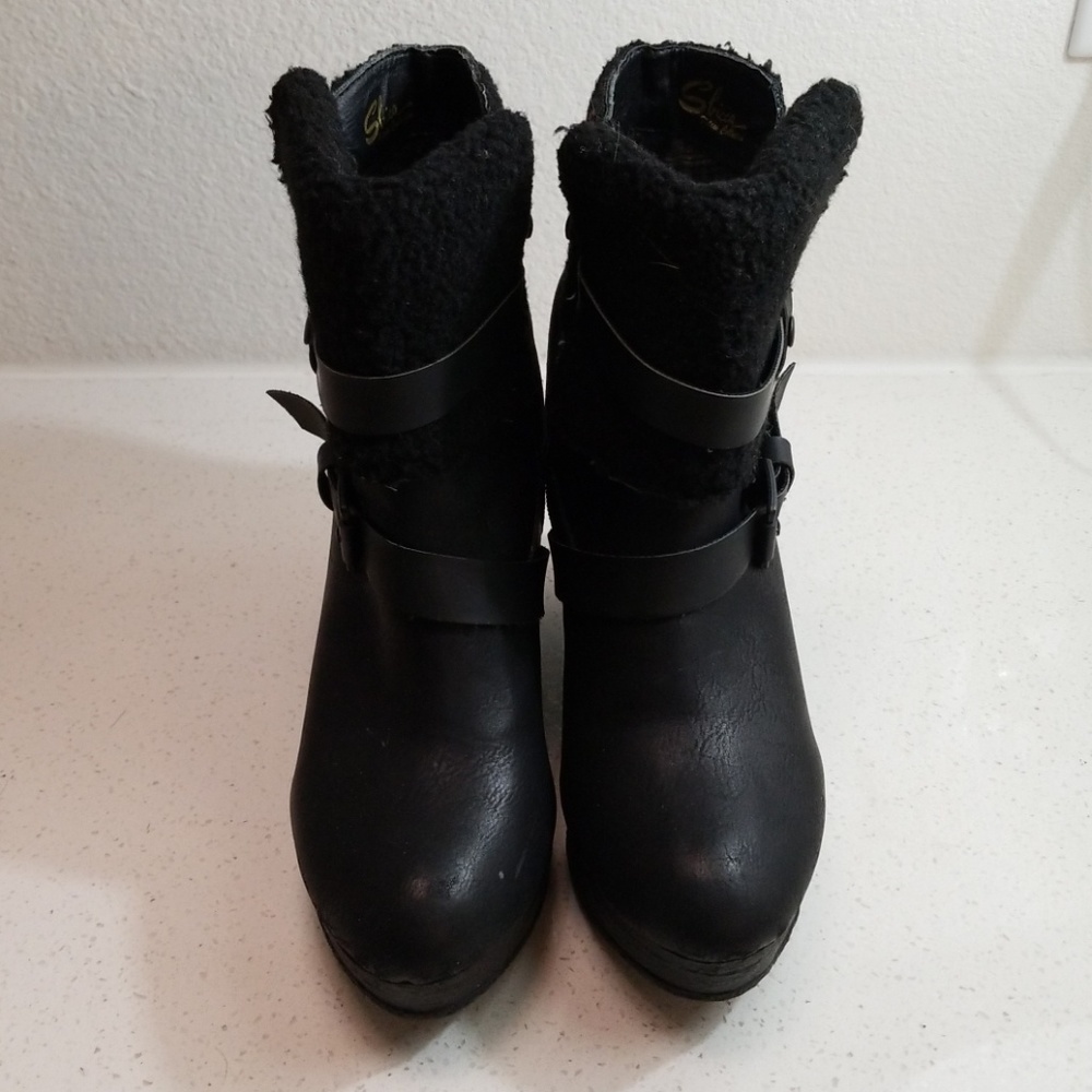 Sbicca black wedge heel ankle boots
